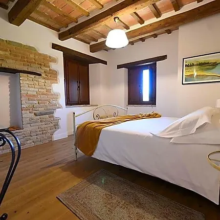 Hotel Shmitanka Fermo