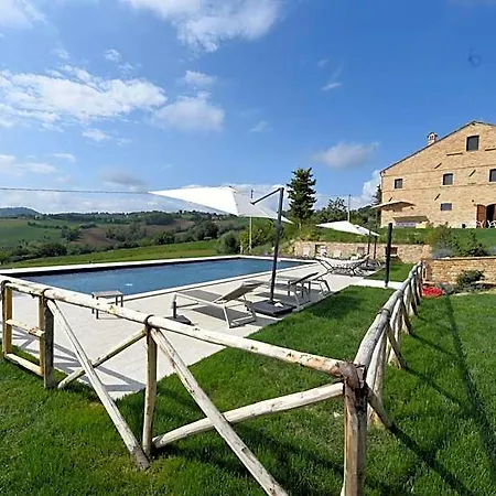 Hotel Shmitanka Fermo